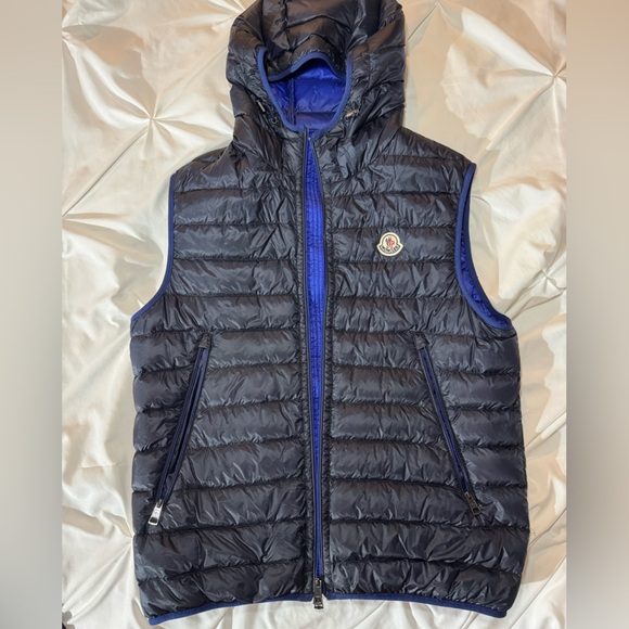 Men Moncler Vest - Picture 3 of 10